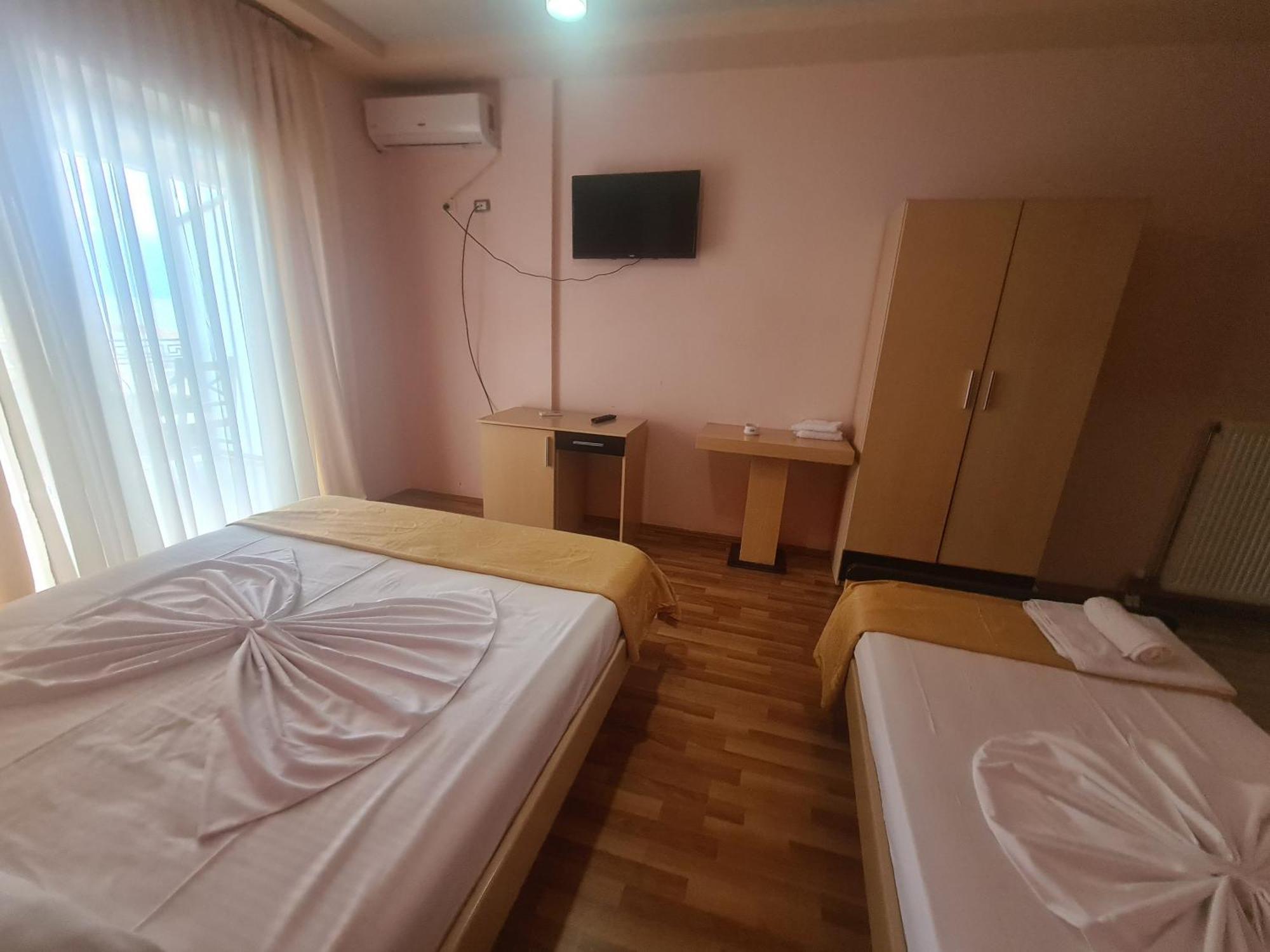 Hotel Kukesi Lin Exterior foto